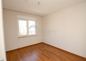 شقة فسيحة 4 + 1 في اونجلي كونيالتي أنطاليا 