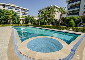 شقة فسيحة 4 + 1 في اونجلي كونيالتي أنطاليا 