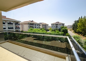 شقة فسيحة 4 + 1 في اونجلي كونيالتي أنطاليا 