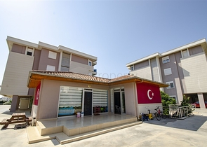 شقة فسيحة 4 + 1 في اونجلي كونيالتي أنطاليا 