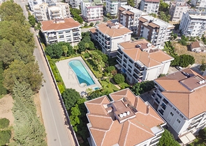 شقة فسيحة 4 + 1 في اونجلي كونيالتي أنطاليا 