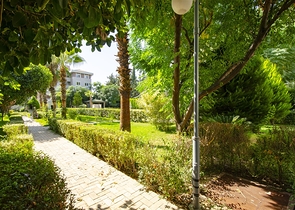 شقة فسيحة 4 + 1 في اونجلي كونيالتي أنطاليا 