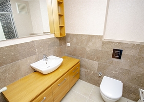 شقة فسيحة 4 + 1 في اونجلي كونيالتي أنطاليا 