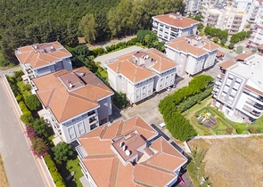 شقة فسيحة 4 + 1 في اونجلي كونيالتي أنطاليا 