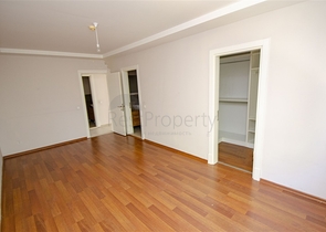 شقة فسيحة 4 + 1 في اونجلي كونيالتي أنطاليا 