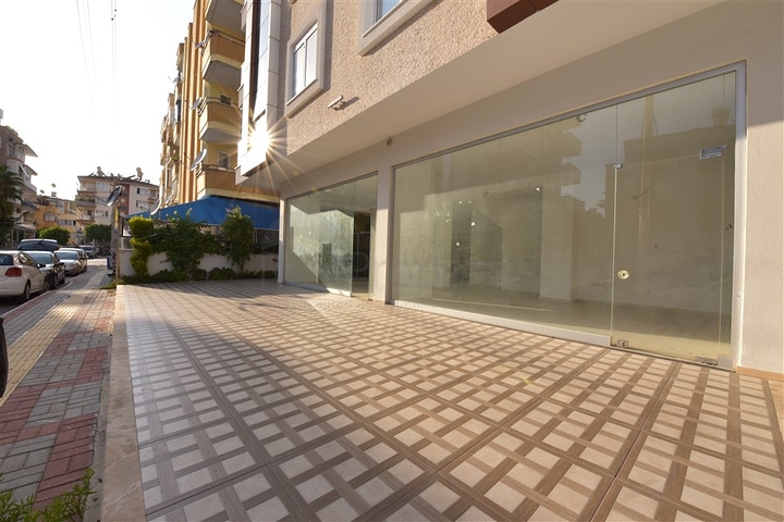 عقار تجاري في مركز الانيا 