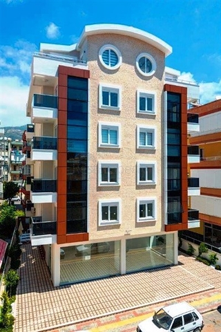 عقار تجاري في مركز الانيا 