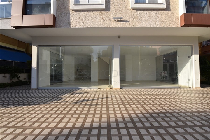 عقار تجاري في مركز الانيا 