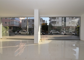 عقار تجاري في مركز الانيا 