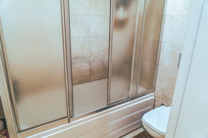 شقة بغرفة نوم واحدة مع التدفئة الغاز في هورما