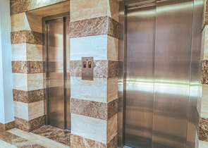 شقة بغرفة نوم واحدة مع التدفئة الغاز في هورما