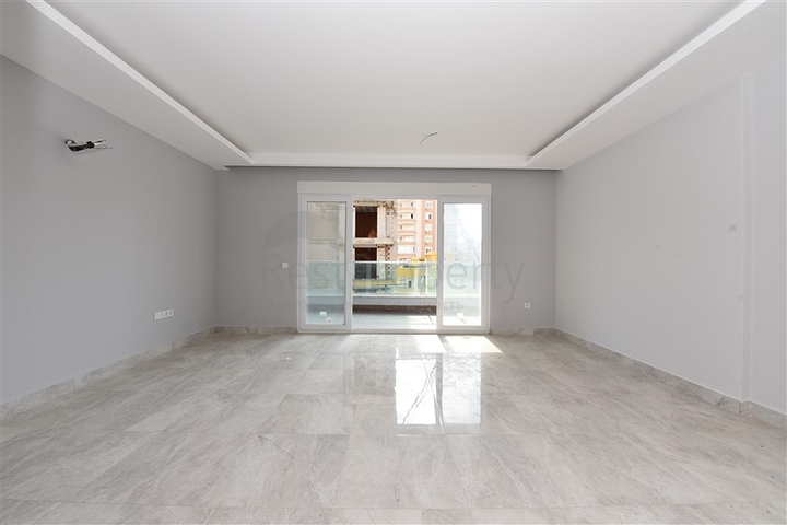 شقة غرفتين وصالة ضمن مجمع سكني حديث بسعر منافس 