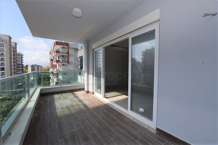 شقة غرفتين وصالة ضمن مجمع سكني حديث بسعر منافس 