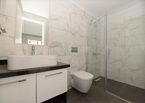 شقة غرفتين وصالة ضمن مجمع سكني حديث بسعر منافس 