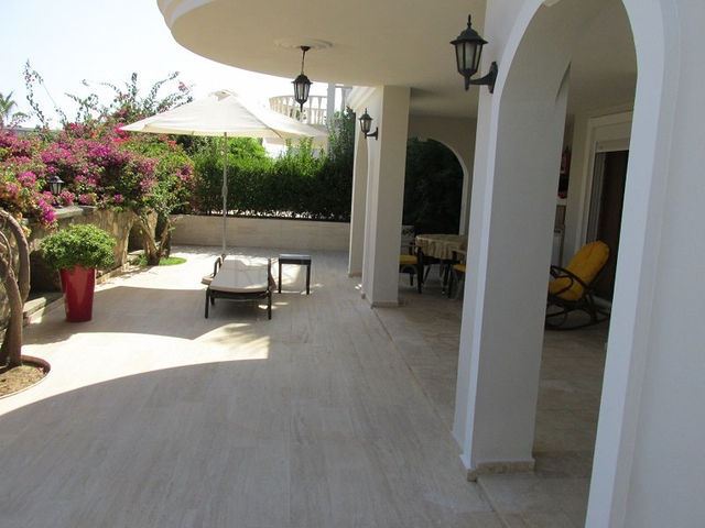 فيلا فخمة في كوناكليه 