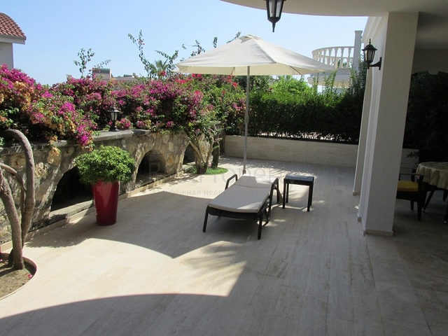 فيلا فخمة في كوناكليه 