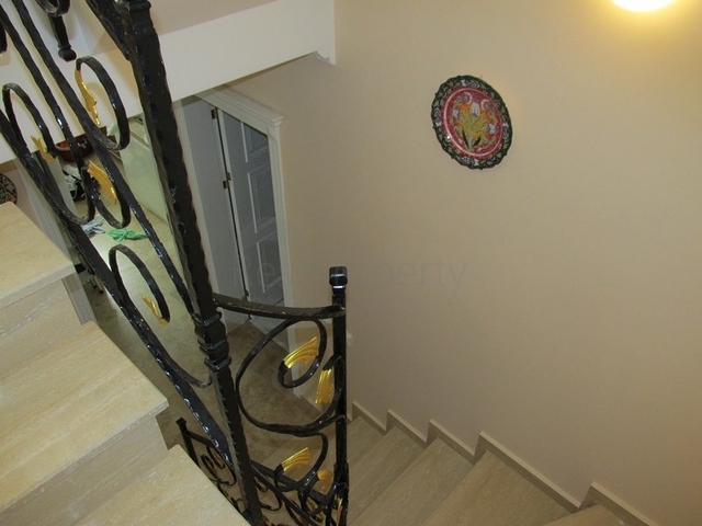 فيلا فخمة في كوناكليه 