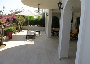 فيلا فخمة في كوناكليه 