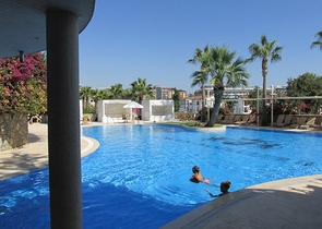 فيلا فخمة في كوناكليه 