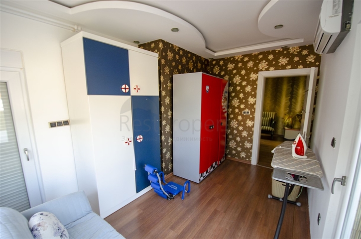  شقة واسعة 4+1 في منطقة اونجالي من كونيالتي أنطاليا