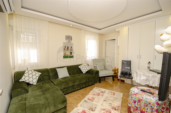  شقة واسعة 4+1 في منطقة اونجالي من كونيالتي أنطاليا