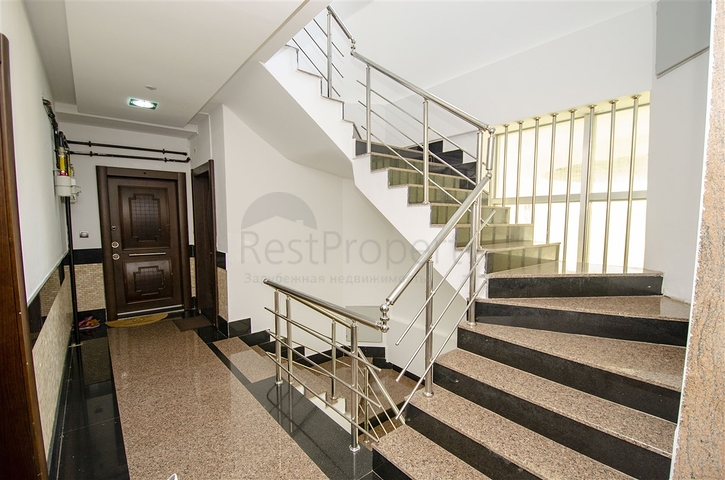  شقة واسعة 4+1 في منطقة اونجالي من كونيالتي أنطاليا