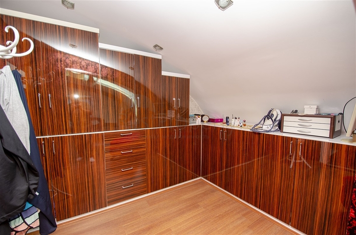  شقة واسعة 4+1 في منطقة اونجالي من كونيالتي أنطاليا