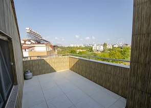  شقة واسعة 4+1 في منطقة اونجالي من كونيالتي أنطاليا