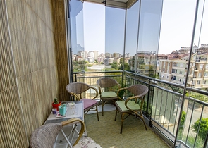  شقة واسعة 4+1 في منطقة اونجالي من كونيالتي أنطاليا