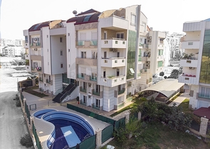  شقة واسعة 4+1 في منطقة اونجالي من كونيالتي أنطاليا