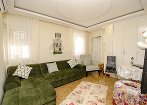  شقة واسعة 4+1 في منطقة اونجالي من كونيالتي أنطاليا