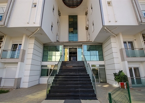  شقة واسعة 4+1 في منطقة اونجالي من كونيالتي أنطاليا