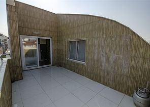  شقة واسعة 4+1 في منطقة اونجالي من كونيالتي أنطاليا