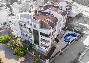  شقة واسعة 4+1 في منطقة اونجالي من كونيالتي أنطاليا