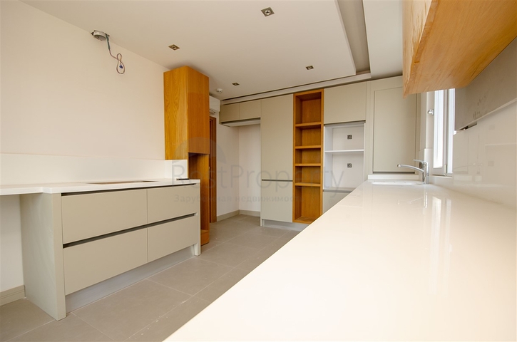 شقق فاخرة 3 + 1 و 4 + 1 في اونجالي كونيالتي أنطاليا