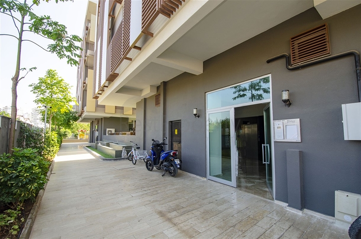 شقق فاخرة 3 + 1 و 4 + 1 في اونجالي كونيالتي أنطاليا