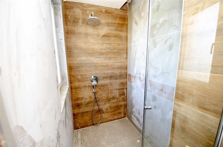 شقق فاخرة 3 + 1 و 4 + 1 في اونجالي كونيالتي أنطاليا