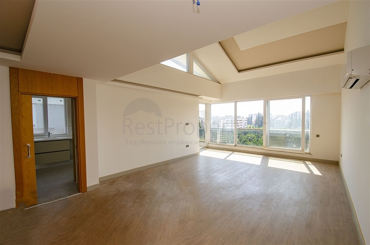 شقق فاخرة 3 + 1 و 4 + 1 في اونجالي كونيالتي أنطاليا