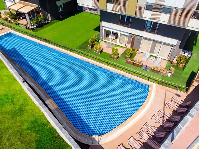 شقق فاخرة 3 + 1 و 4 + 1 في اونجالي كونيالتي أنطاليا