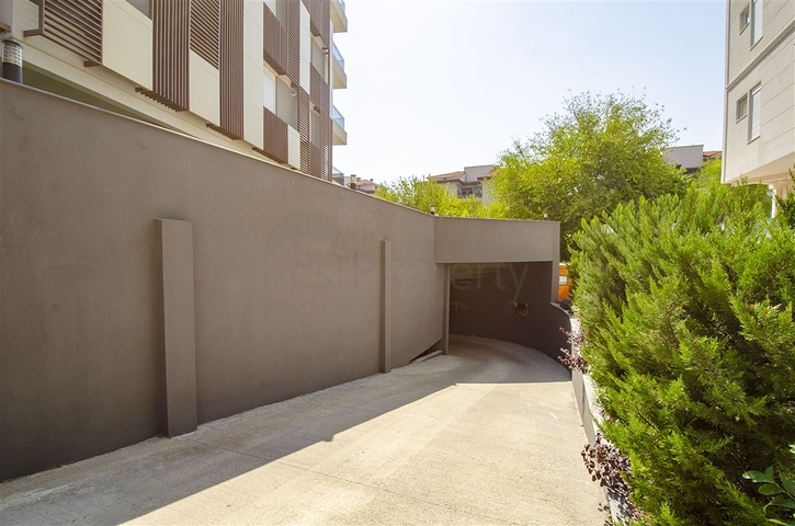 شقق فاخرة 3 + 1 و 4 + 1 في اونجالي كونيالتي أنطاليا