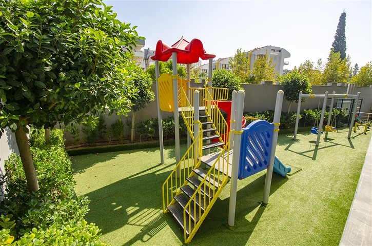 شقق فاخرة 3 + 1 و 4 + 1 في اونجالي كونيالتي أنطاليا