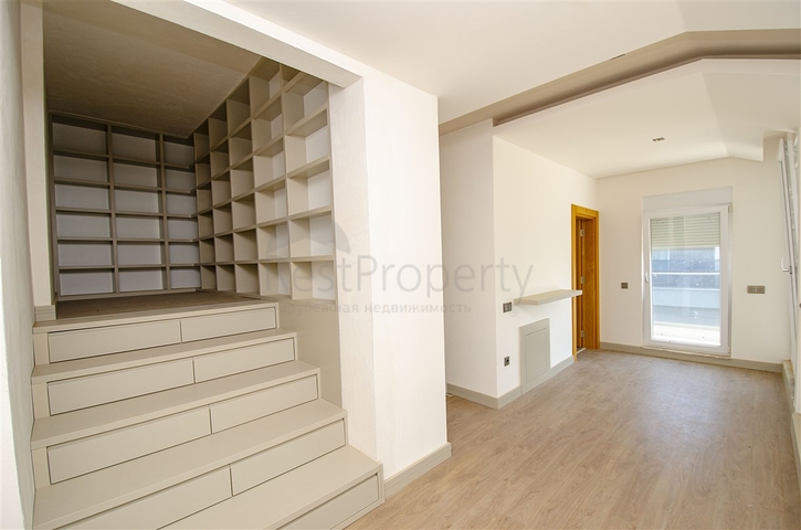 شقق فاخرة 3 + 1 و 4 + 1 في اونجالي كونيالتي أنطاليا