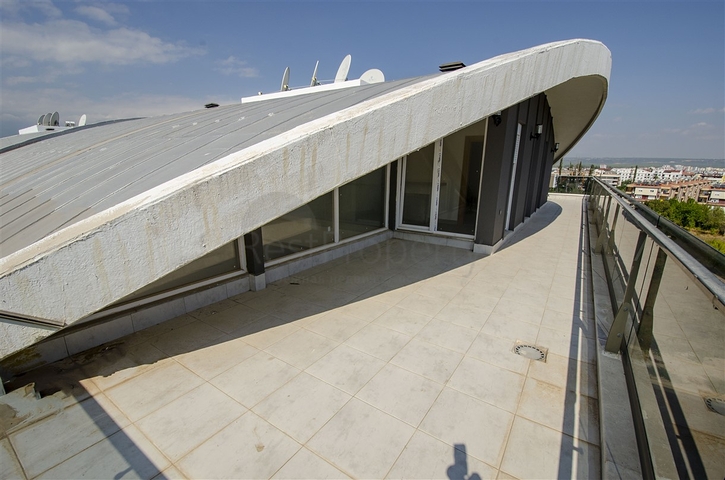 شقق فاخرة 3 + 1 و 4 + 1 في اونجالي كونيالتي أنطاليا