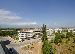 شقق فاخرة 3 + 1 و 4 + 1 في اونجالي كونيالتي أنطاليا