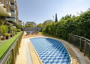 شقق فاخرة 3 + 1 و 4 + 1 في اونجالي كونيالتي أنطاليا