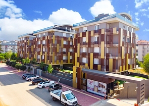 شقق فاخرة 3 + 1 و 4 + 1 في اونجالي كونيالتي أنطاليا