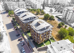 شقق فاخرة 3 + 1 و 4 + 1 في اونجالي كونيالتي أنطاليا