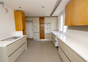 شقق فاخرة 3 + 1 و 4 + 1 في اونجالي كونيالتي أنطاليا