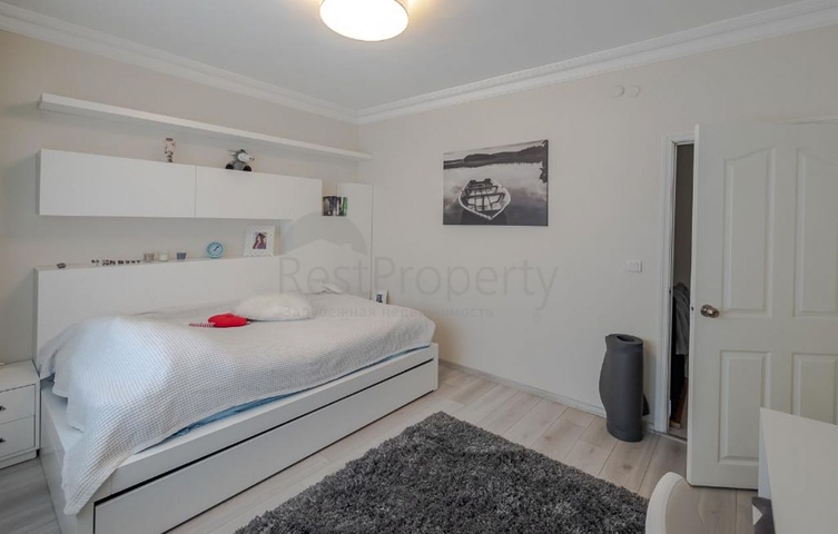 في مركز اسطنبول - بشيكتاش - دوبلكس خمس عرف وصالة مفروشة .