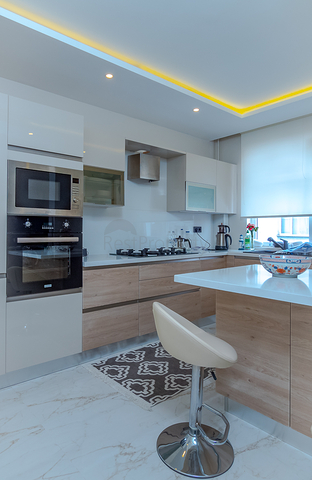 في مركز اسطنبول - بشيكتاش - دوبلكس خمس عرف وصالة مفروشة .